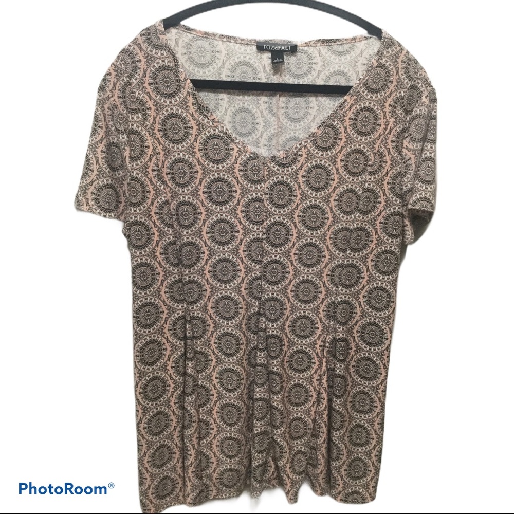 Roz & Ali top